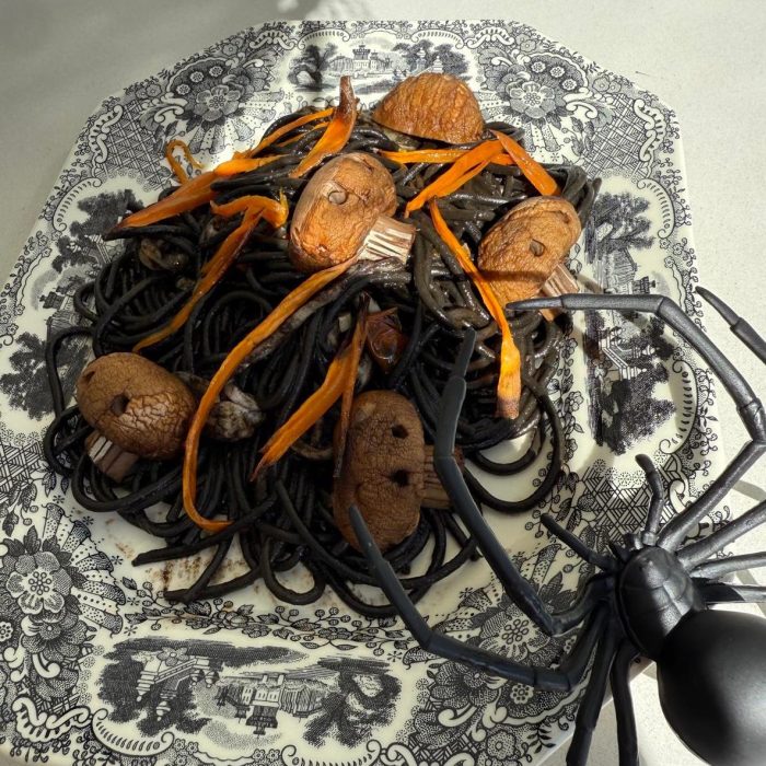 Spooky calamari pasta